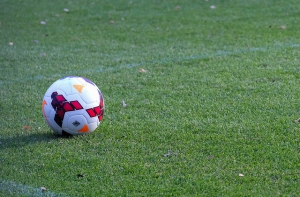 ФИФА оштрафовала Российский футбольный союз за расизм на трибунах