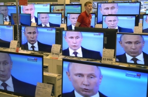 RT запретить, «Дождь» - оставить: Сейм отложил ограничение российских каналов