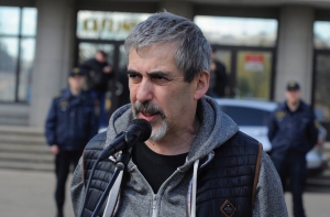 Очевидец: Владимира Линдермана задержали «люди в масках» (ДОПОЛНЕНО)