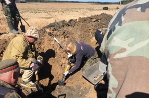 Под Салдусом найдены останки еще 95 советских солдат