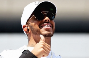 Льюис Хэмилтон выиграл Гран-при Испании