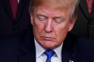 СМИ обнаружили намеренные ошибки в твитах Трампа