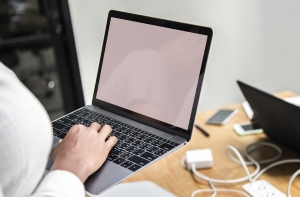 Клиенты Lattelecom в соцсетях жалуются на пропажу интернета