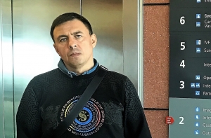 «Зеленая лампа»: помочь Виталию победить болезнь