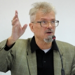 Список Лимонова: писатель призывает запретить въезд в РФ латвийским русофобам