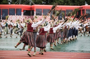 Спекулянты требуют у латвийцев по 400 евро за билет на Праздник песни