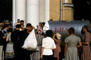 20 характерных фотографий из повседневной жизни советских людей в 1950-х - 1960-х годах