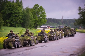 В Латвии проходят международные военные учения НАТО