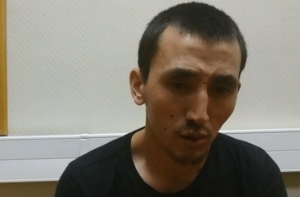 Опубликовано видео допроса въехавшего в толпу таксиста