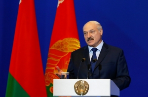 Лукашенко раскритиковал попытки России «приватизировать» победу