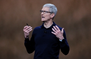 Тим Кук принуждает сотрудников Apple работать стоя