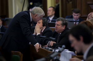 Политолог: СЗК и «Согласие» набирают 51 голос