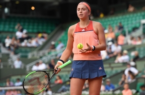 Остапенко выбыла из десятки лучших теннисисток мира