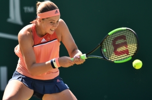 Остапенко вышла в четвертьфинал турнира WTA в Истбурне