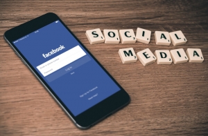 Внимание: латвийцев предупреждают об опасном вирусе в Facebook!
