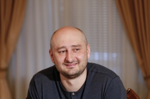 Жена Бабченко рассказала, как семью готовили к «покушению» на него