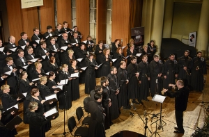 «Катастрофа и трагедия!»: дирижер об отъезде музыкантов из Латвии