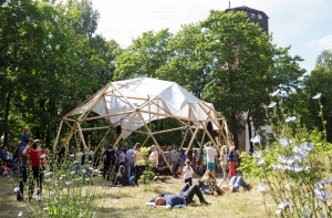 Фестиваль Komēta в Даугавгриве: чудо-остров без навязчивой рекламы