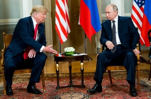 Служба безопасности Трампа проверила подаренный Путиным мяч