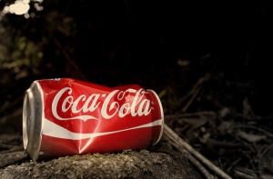 Coca-Cola повысит цены на свои напитки из-за тарифов Трампа