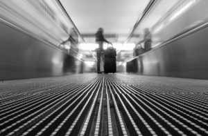 Аэропорт Амстердама прекратил авиасообщение