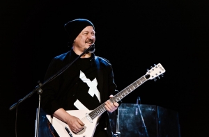 АНОНС: на радио Baltkom - российский рок-музыкант Алексей Белов