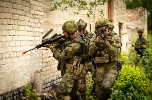 Половина жителей Латвии положительно оценивают учения Namejs 2018