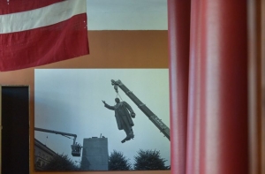 Эстония и Латвия намерены взыскать ущерб за советскую оккупацию