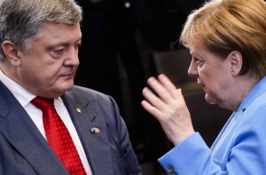 Порошенко готовит иск к России за ущерб на Донбассе