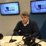 Омбудсмен: курящих подростков надо не штрафовать, а лечить