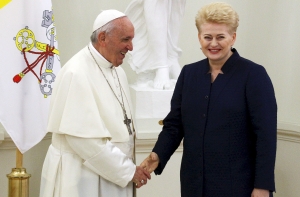 Президент Литвы поблагодарила Франциска за поддержку в сопротивлении СССР