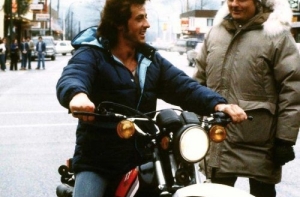 Старые фотографии знаменитостей, которые мы вам ещё не показывали (21 фото)