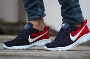 Американцы жгут кроссовки и призывают к бойкоту Nike