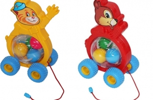 «Котенок-убийца»: в латвийских магазинах нашли опасные игрушки