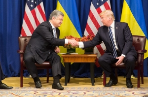 Порошенко подал в суд на BBC за клевету