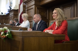 Самая высокая зарплата в Сейме – 3195 евро