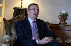 Ринкевич: Россия должна прекратить агрессию по отношению к Украине