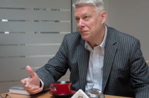 АНОНС: на радио Baltkom - экс-президент Латвии Валдис Затлерс