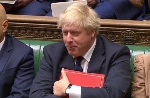 СМИ: лидеры ЕС пытаются спасти Терезу Мэй от Бориса Джонсона