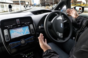 Эксперт: в авариях «виноваты» гаджеты и новые технологии в машинах