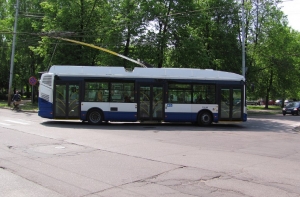 В Кенгарагсе троллейбус протащил несколько метров сбитого ребенка