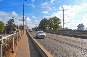 Булыжник на рижских мостах планируют заменить на асфальт