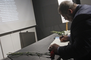 Украина объявила траур по жертвам трагедии в Керчи