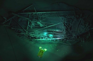 На дне Черного моря нашли самый древний корабль