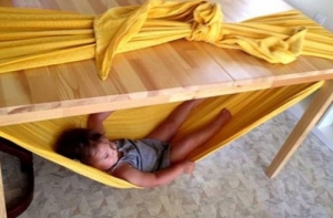 Маленькие хитрости и приёмы, которые должен знать каждый родитель (13 фото)