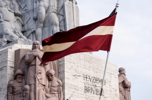 Политолог: почему у латышей такая низкая самооценка?