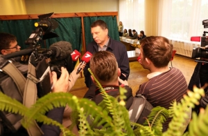 Вейонис призвал партии договориться о премьере для «всего общества»