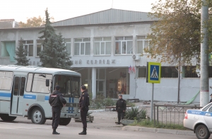 СМИ: керченский стрелок перед атакой сжег свои вещи и закопал сейф