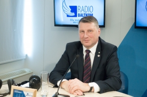 Президент рассказал, когда начнет переговоры с партиями о новом премьере