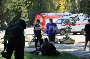 Очевидец рассказал о стрельбе после взрыва в колледже в Керчи